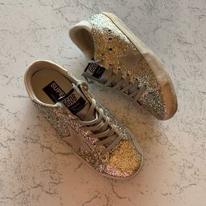 LIKE NEW Golden Goose Deluxe Brand Superstar